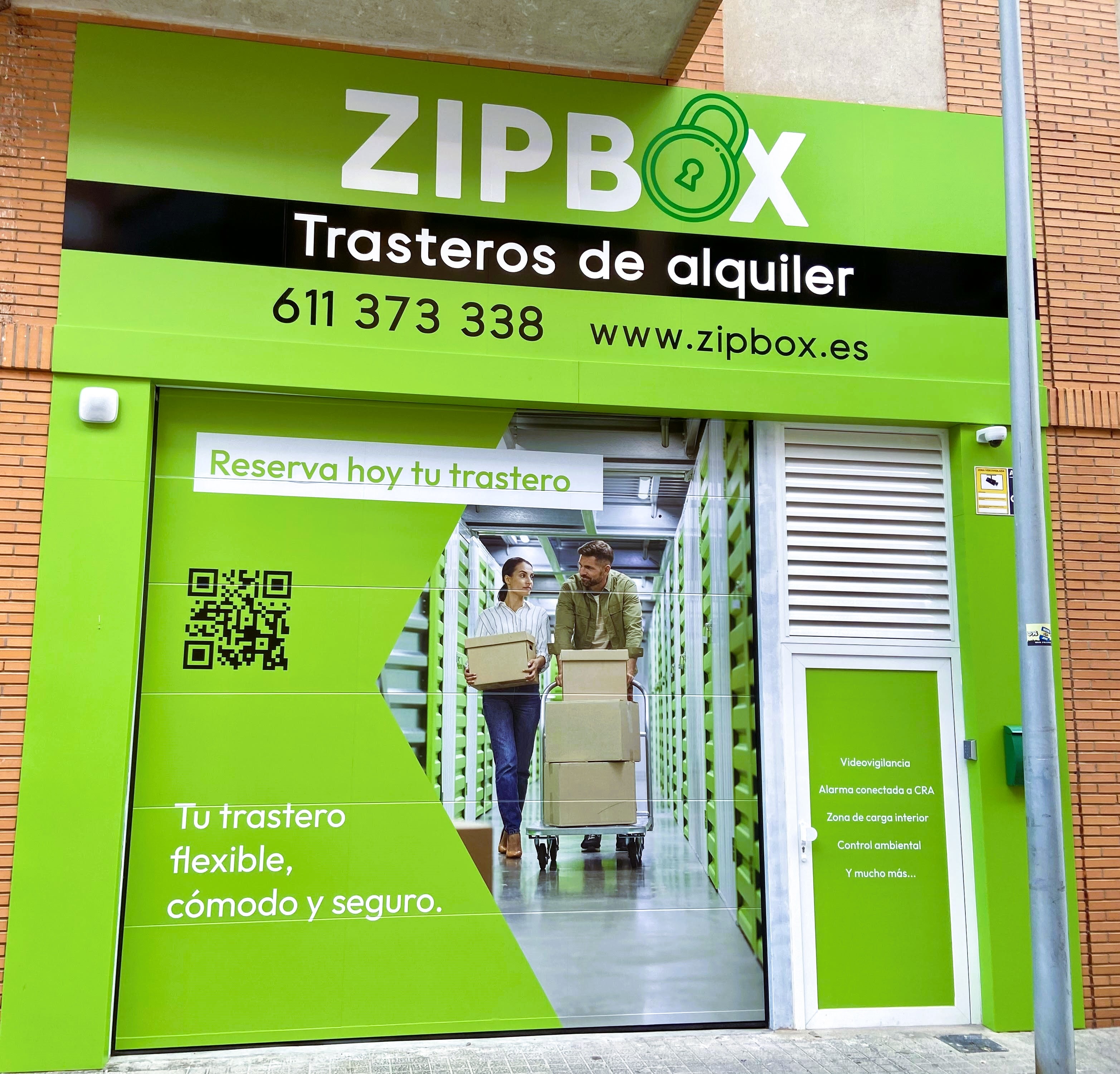 Fachada entrada ZIPBOX Vila-real trasteros de alquiler